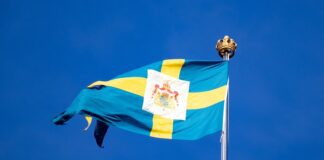 Szwecja z dnia na dzień znosi dopłaty do zakupu EV DOPŁATY DO SAMOCHODÓW ELEKTRYCZNYCH, SZWECJA DOPŁATY DO AUT ELEKTRYCZNYCH, SZWECJA AUTA ELEKTRYCZNE DOPŁATY, PREMIA KLIMATYCZNA SZWECJA, KONIEC PREMII KLIMATYCZNEJ W SZWECJI, SZWECJA ZAWIESZA PREMIĘ KLIMATYCZNĄ