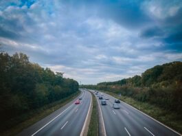 ŁADOWANIE INDUKCYJNE NIEMCY, PROJEKT ŁADOWANIA INDUKCYJNEGO BAWARIA, ELECTREON PROJEKT NIEMCY, PROJEKT NIEMIECKI ŁADOWANIA INDUKCYJNEGO, EUROVIA